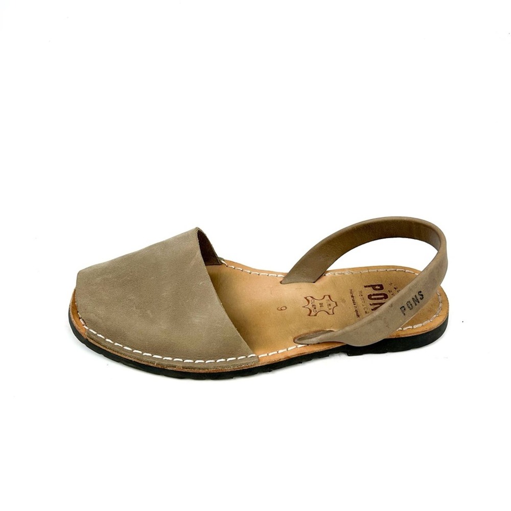 Pons Avarcas Women’s Classic Style Leather Size 9